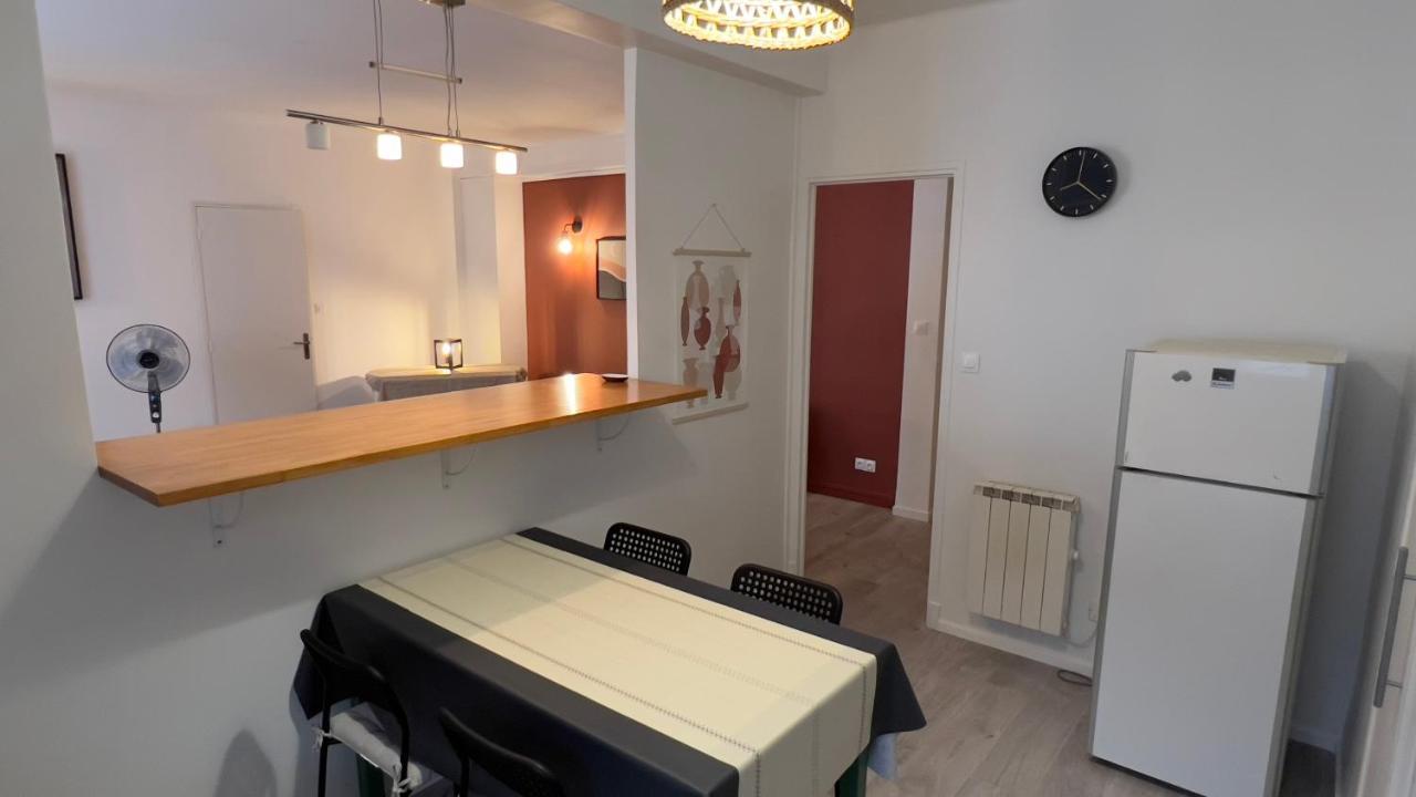 Appartement ESCALE MARSEILLAISE, Grand T2 calme, près du Vieux Port pour 2 a 4 personnes, NETTOYAGE RIGOUREUX à Marseille Extérieur photo